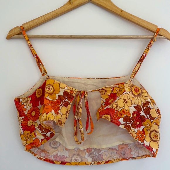 Ghanda- crop top - Picture 2 of 2